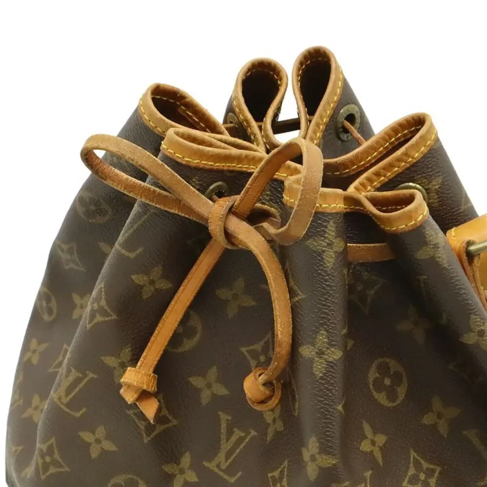 Louis Vuitton delivery duty